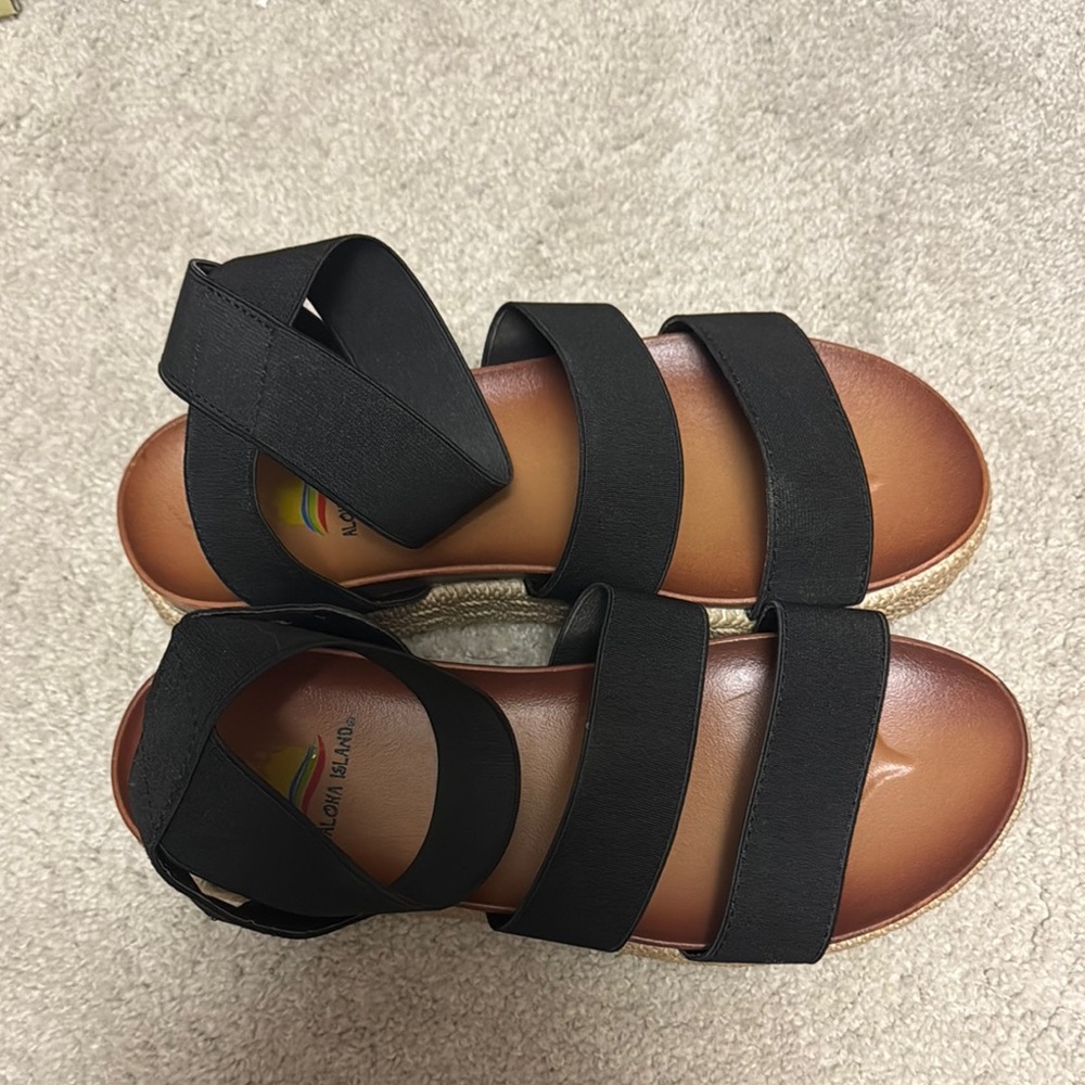 Aloha Island Black and Brown Elastic Sandals